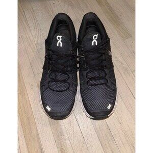 Men’s size 13 On swift cloud running shoe